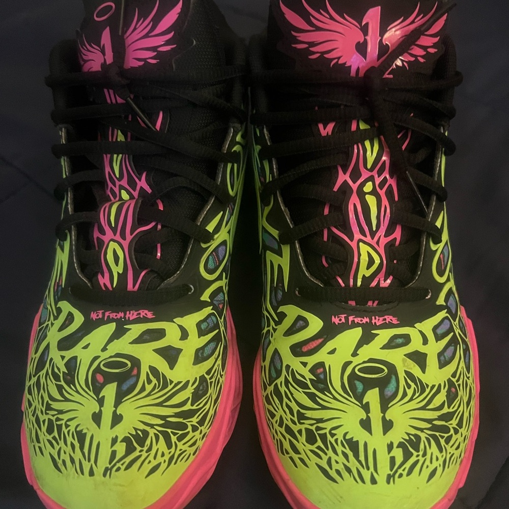 Puma lamelo heem ball mb.04 size 7